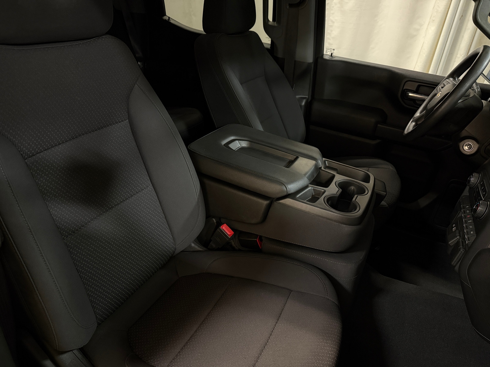 Thumbnail: 2021 Chevrolet Silverado 1500 - 2
