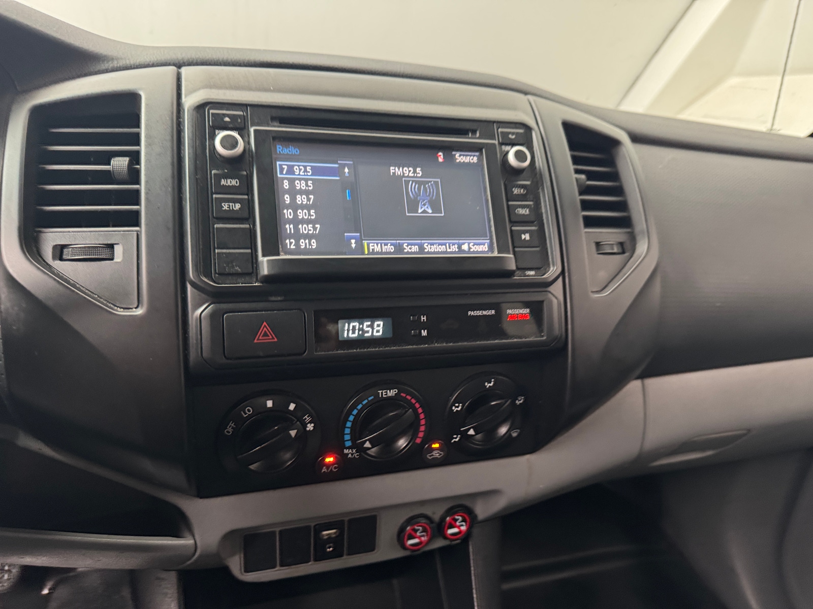 Thumbnail: 2014 Toyota Tacoma - 4