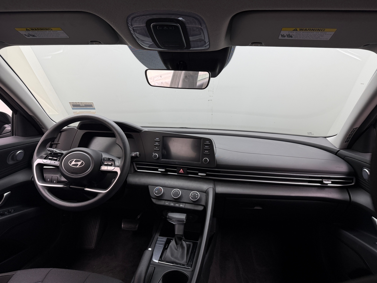 Thumbnail: 2024 Hyundai Elantra - 3