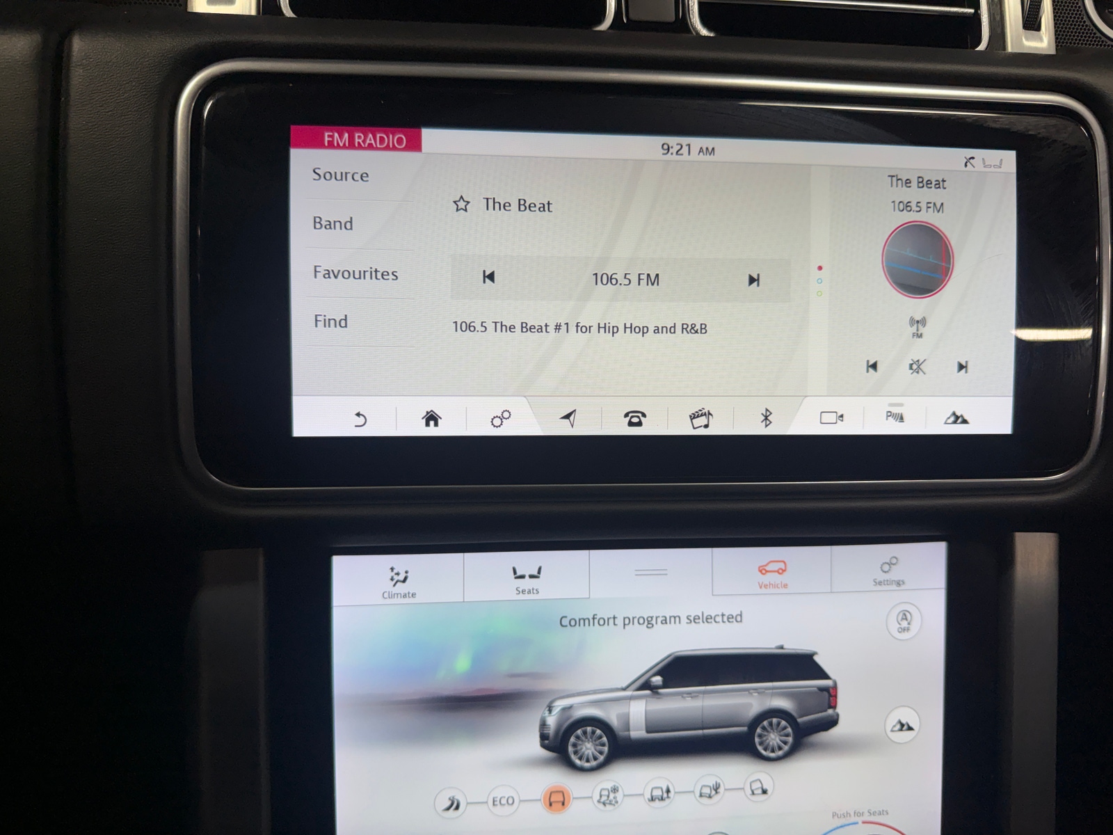 Thumbnail: 2020 Land Rover Range Rover - 4