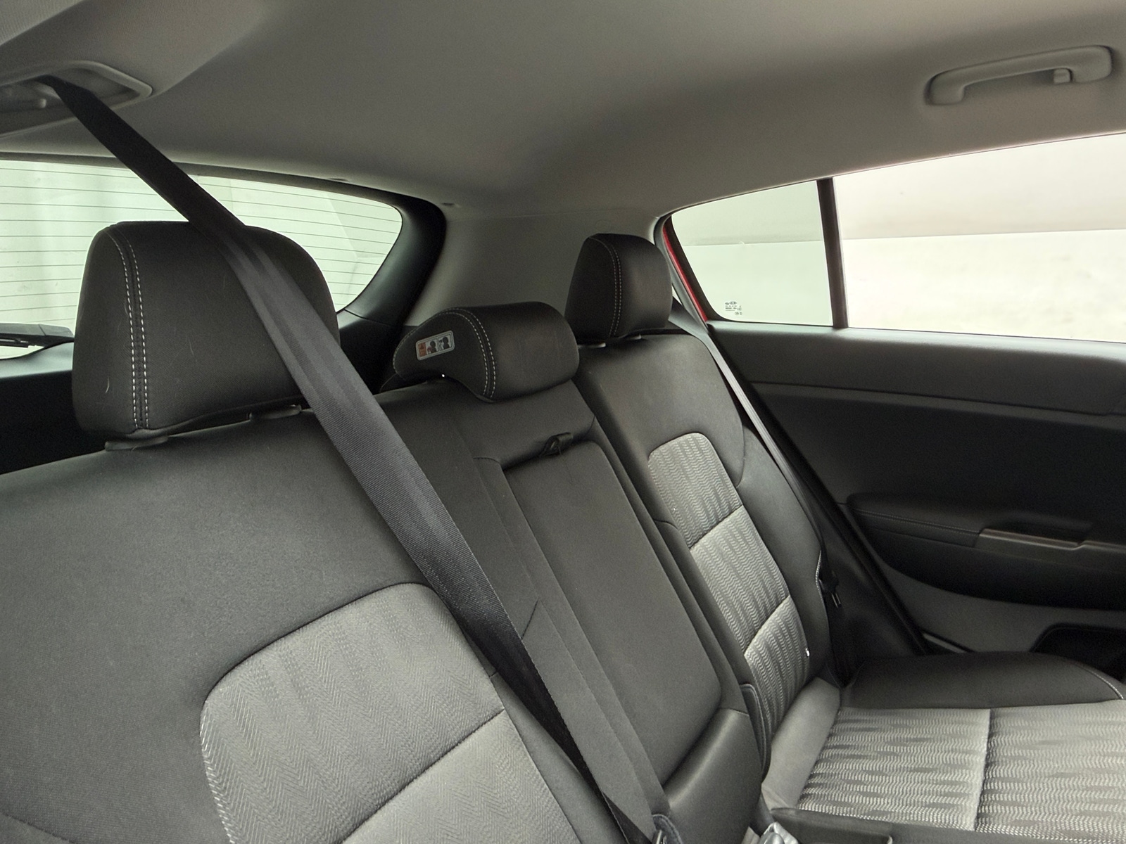 Thumbnail: 2020 Kia Sportage - 6