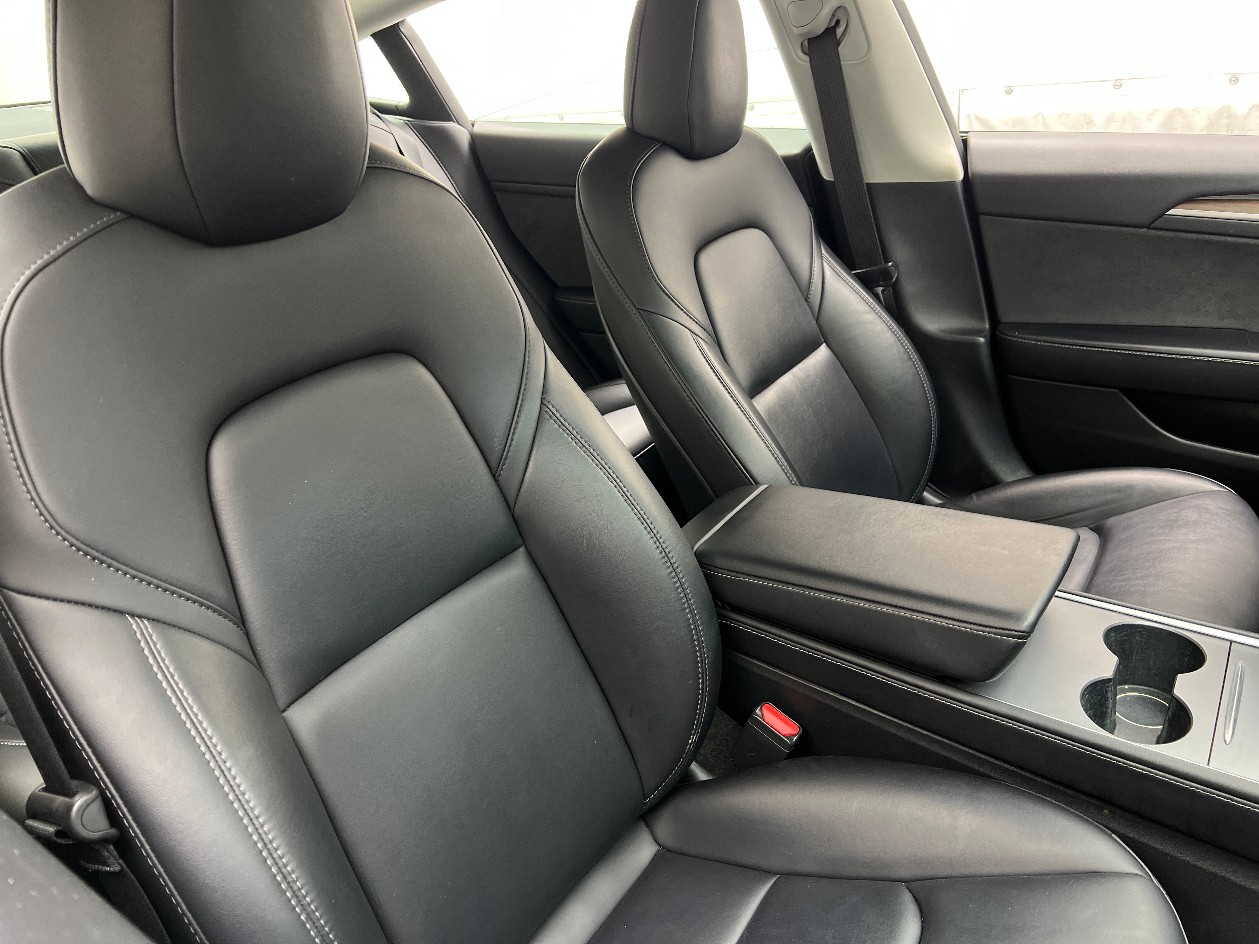 Used 2022 Tesla Model 3 Long Range with VIN 5YJ3E1EB6NF130694 for sale in Oak Creek, WI
