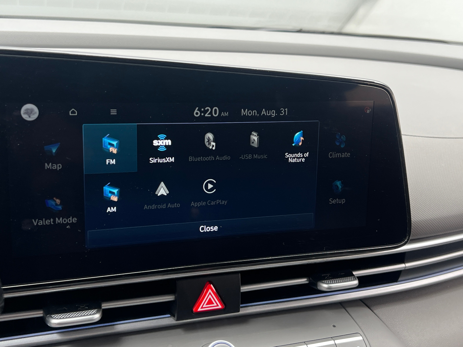Thumbnail: 2024 Hyundai Elantra - 4