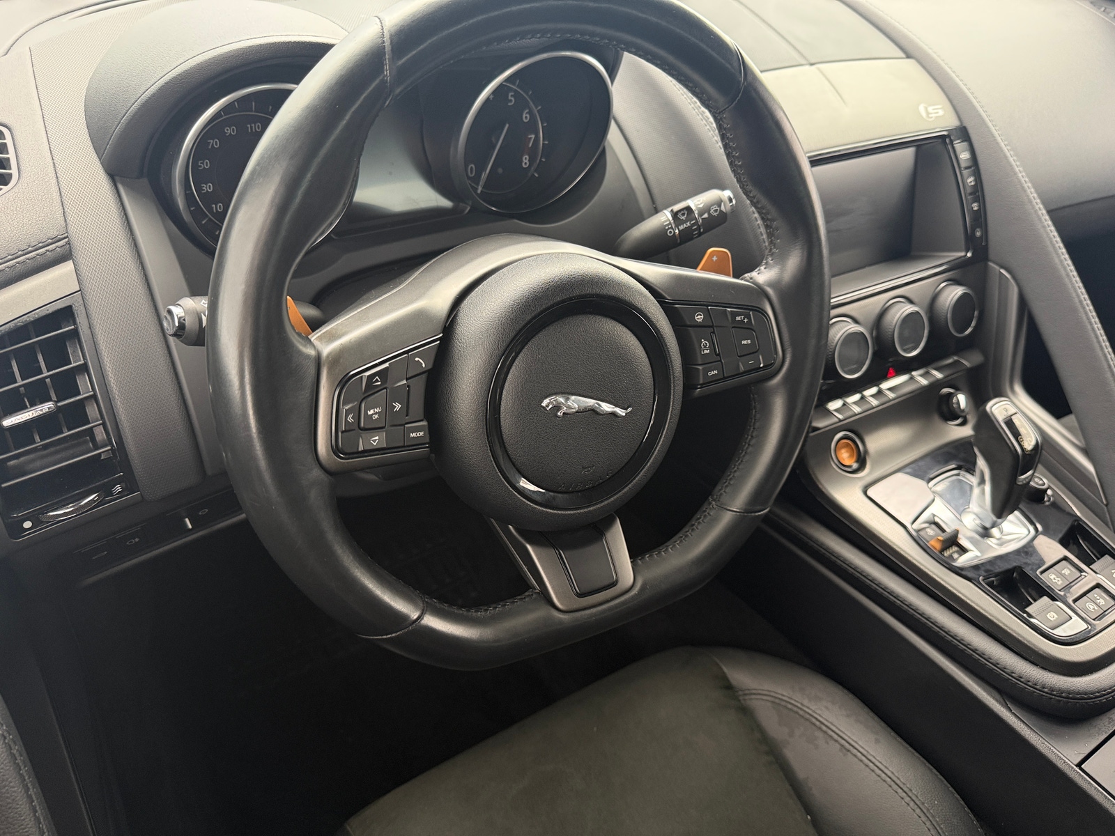 Thumbnail: 2017 Jaguar F-Type - 5