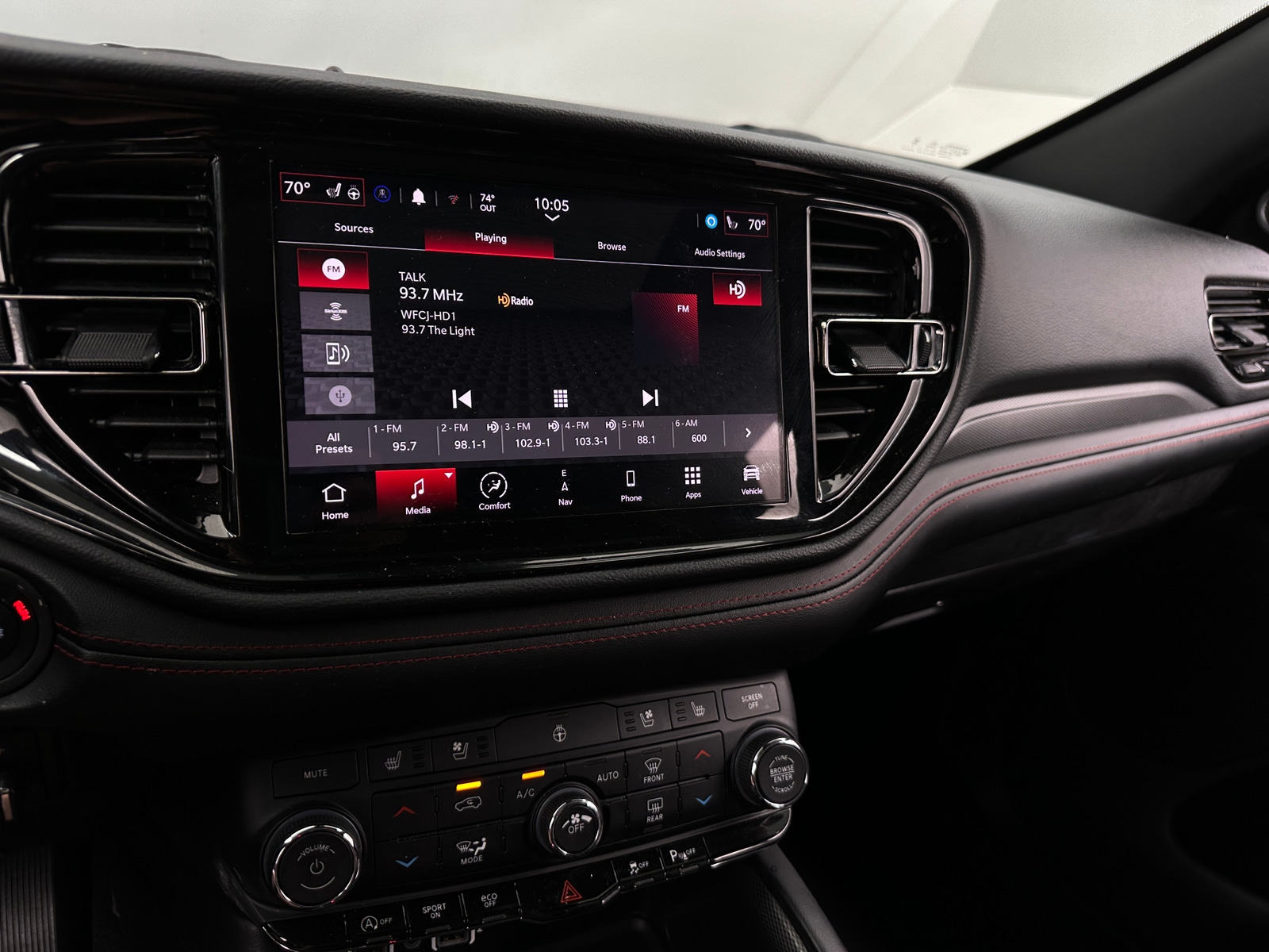 Thumbnail: 2024 Dodge Durango - 3
