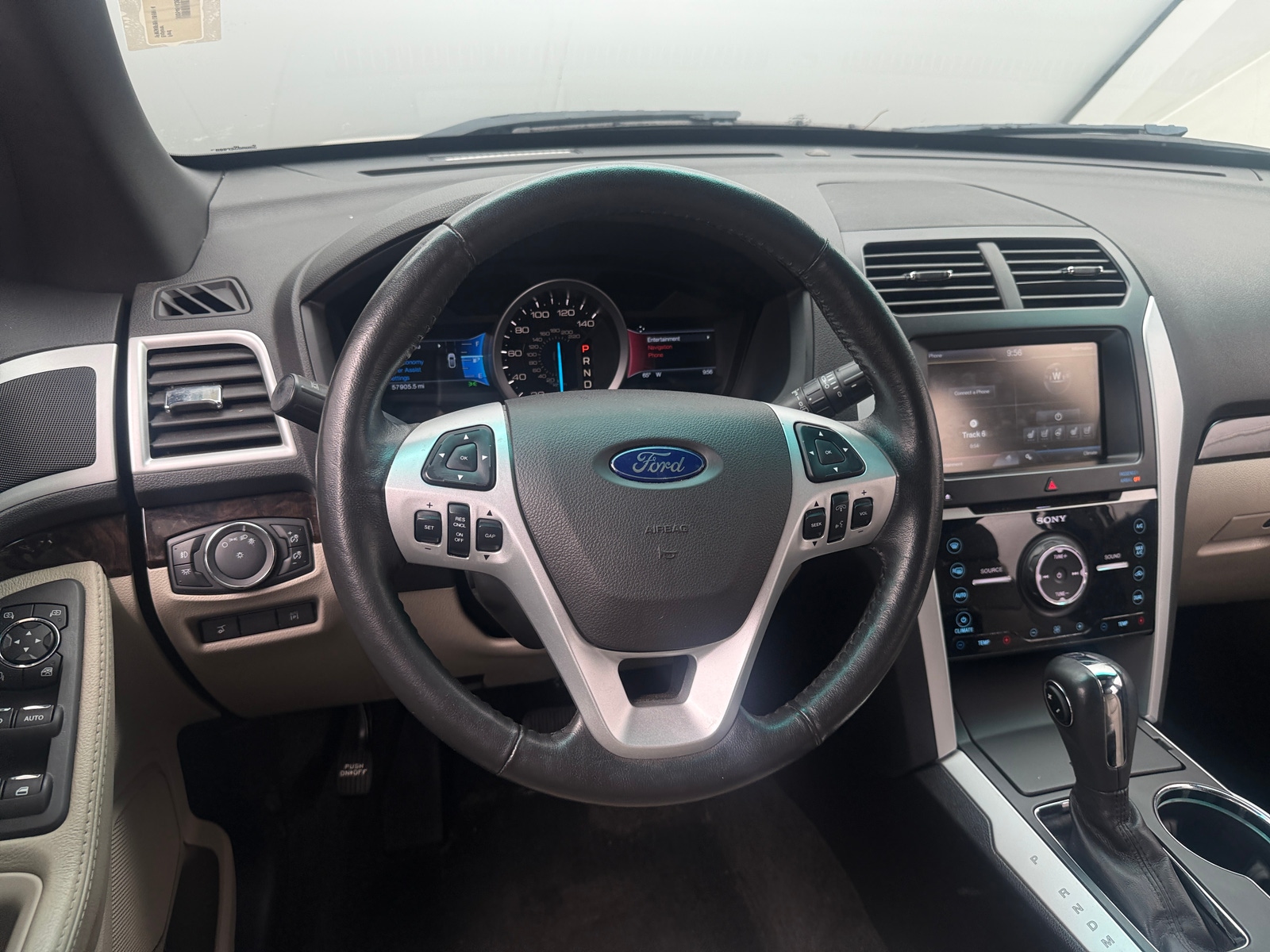 Thumbnail: 2015 Ford Explorer - 4
