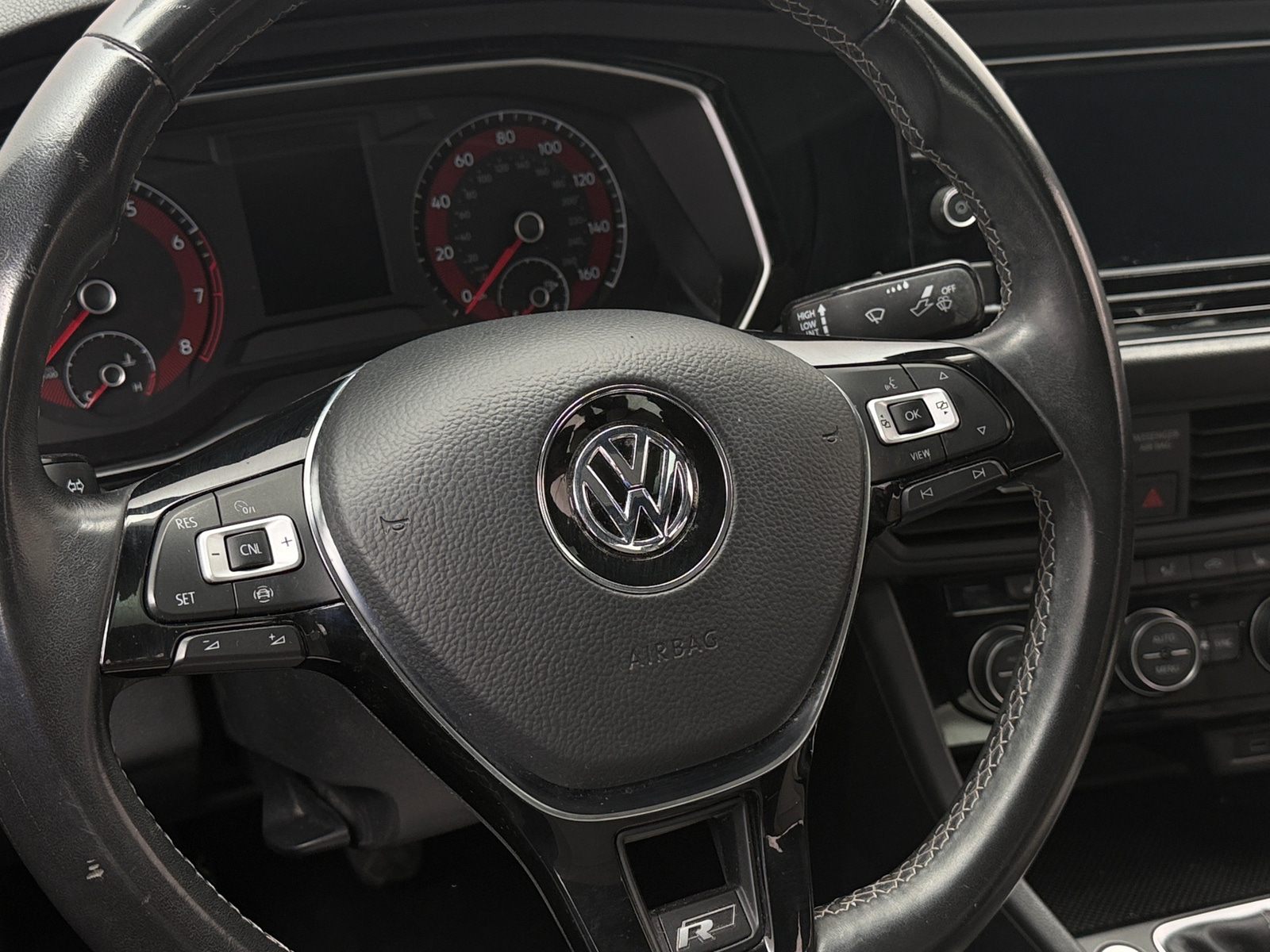 Thumbnail: 2020 Volkswagen Jetta - 4