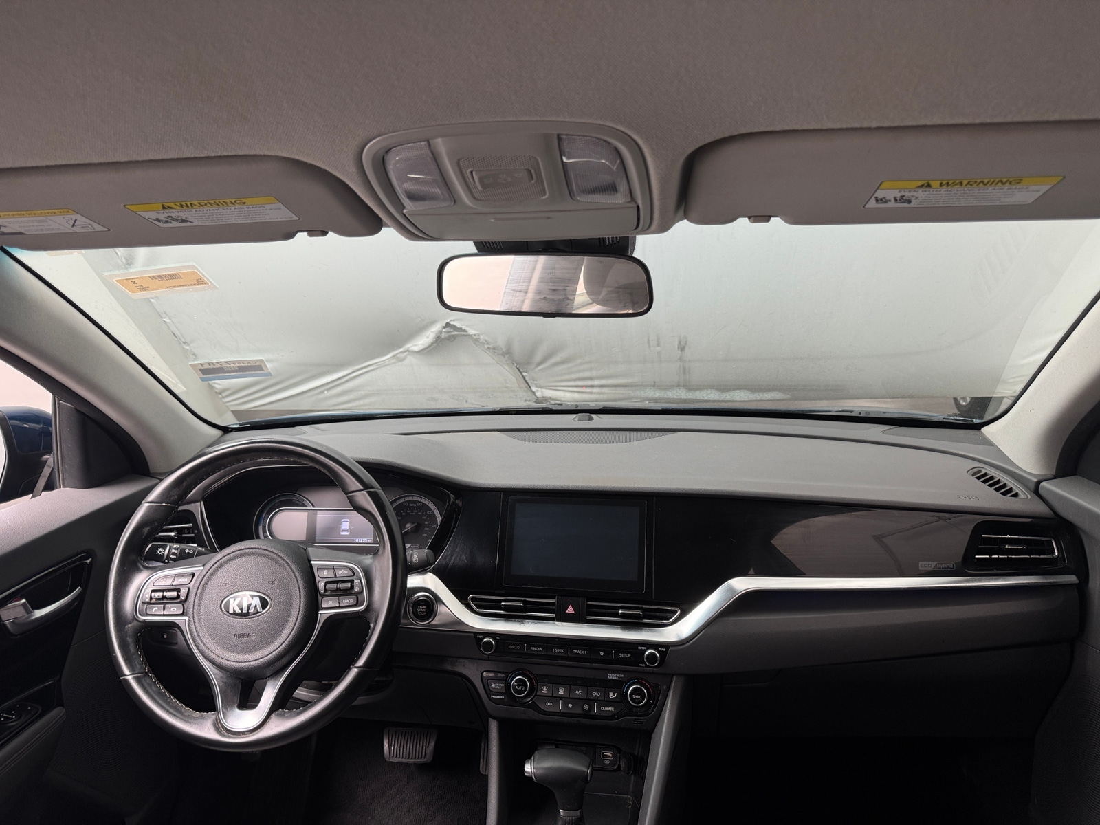 Thumbnail: 2021 Kia Niro - 3