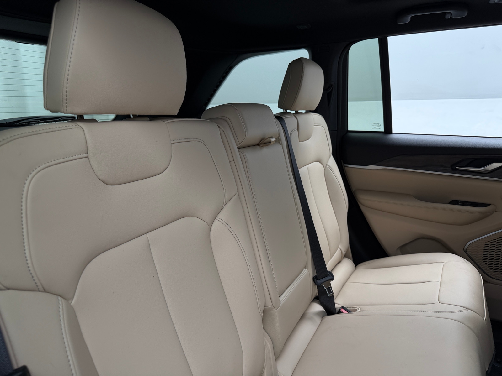 Thumbnail: 2026 Jeep Grand Cherokee - 5
