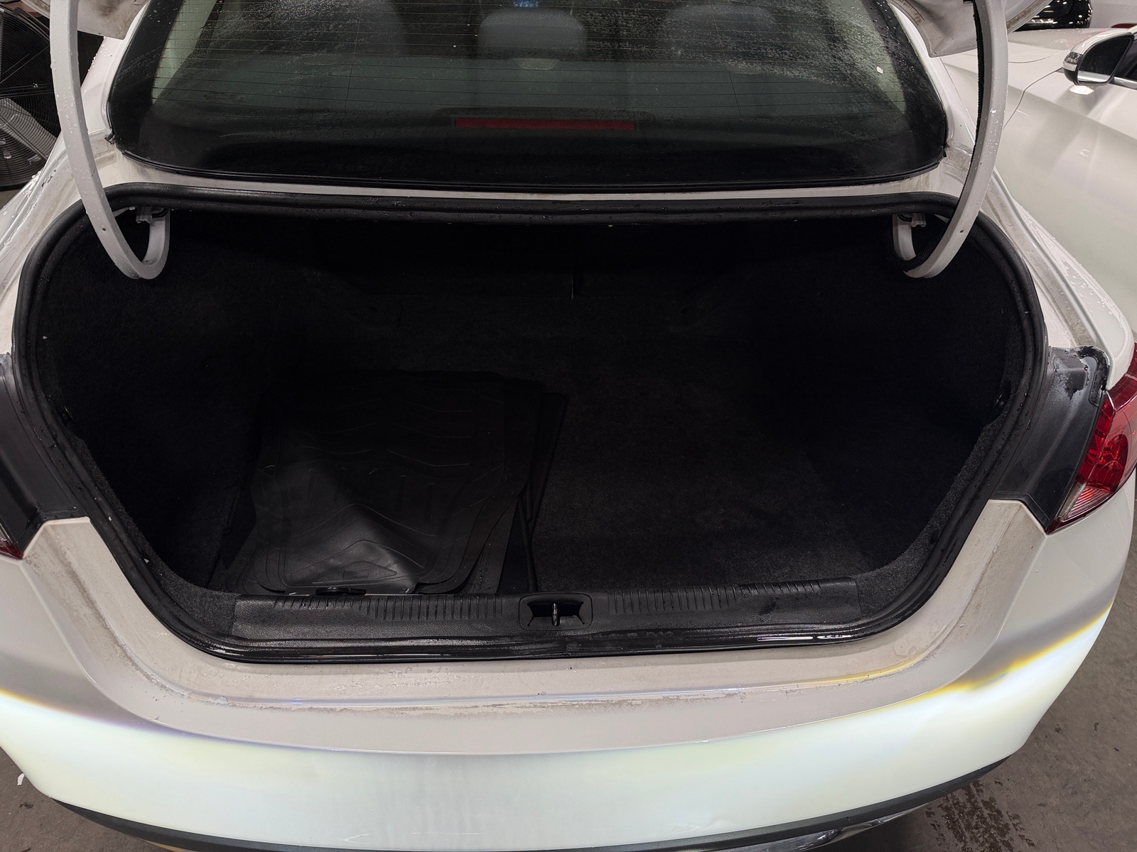Thumbnail: 2015 Chrysler 200 - 7