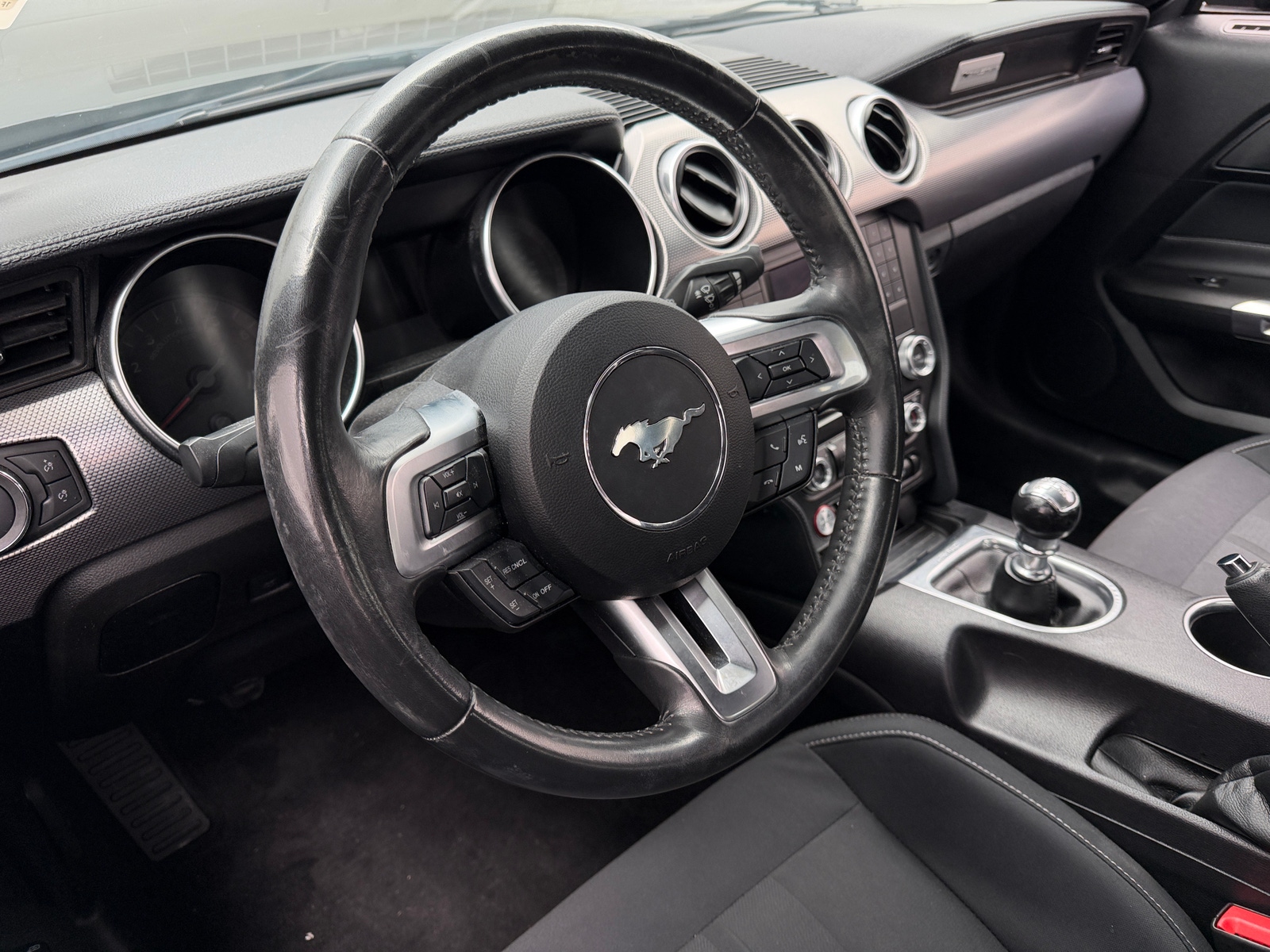 Thumbnail: 2019 Ford Mustang - 4