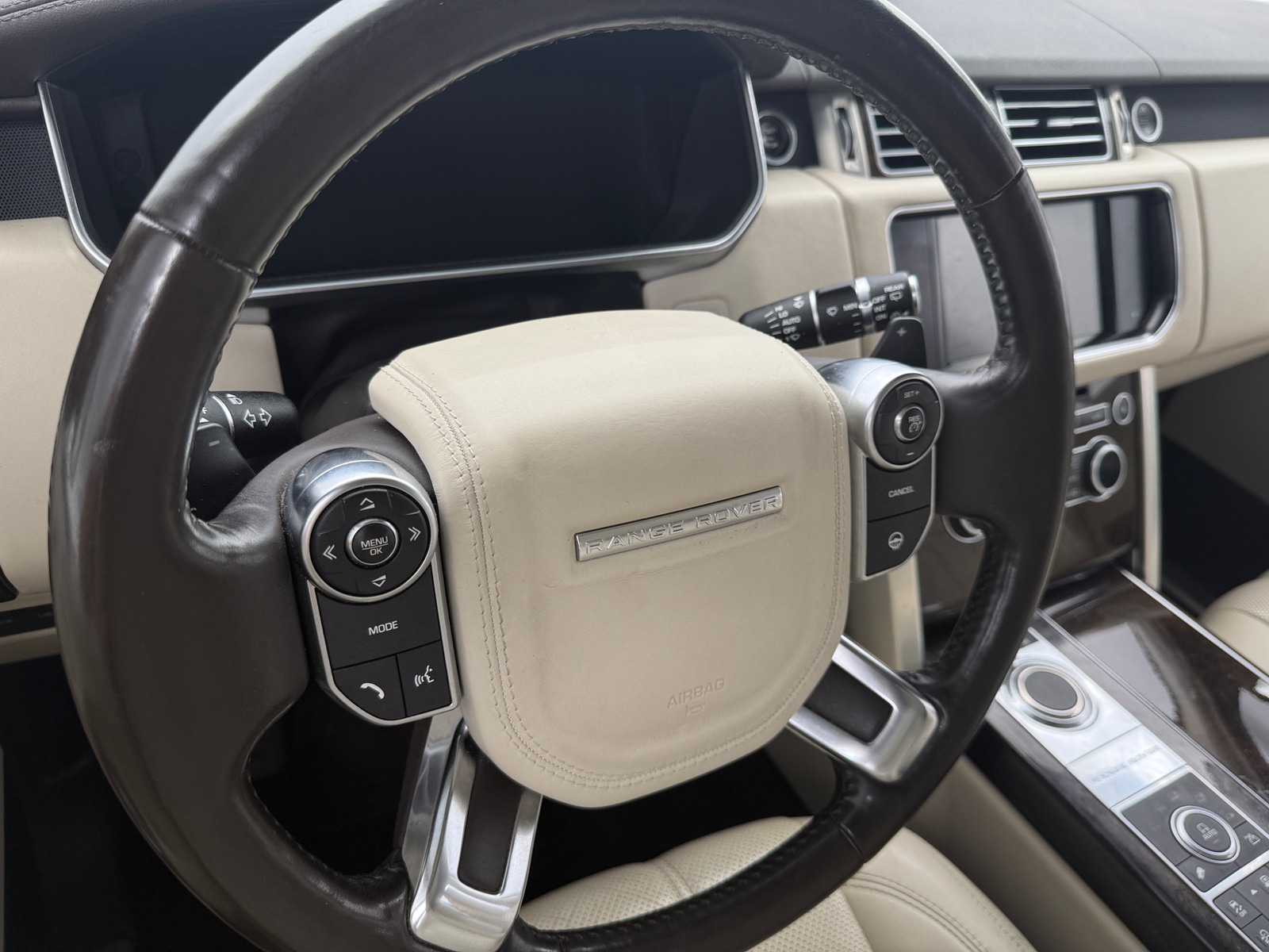 Thumbnail: 2016 Land Rover Range Rover - 5