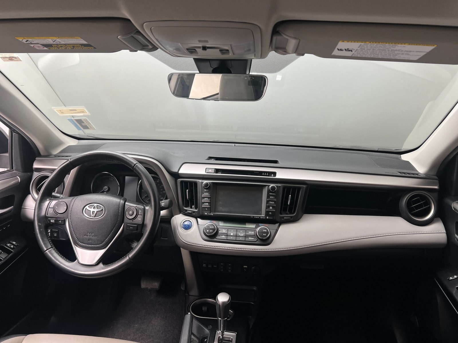 Thumbnail: 2018 Toyota RAV4 - 2