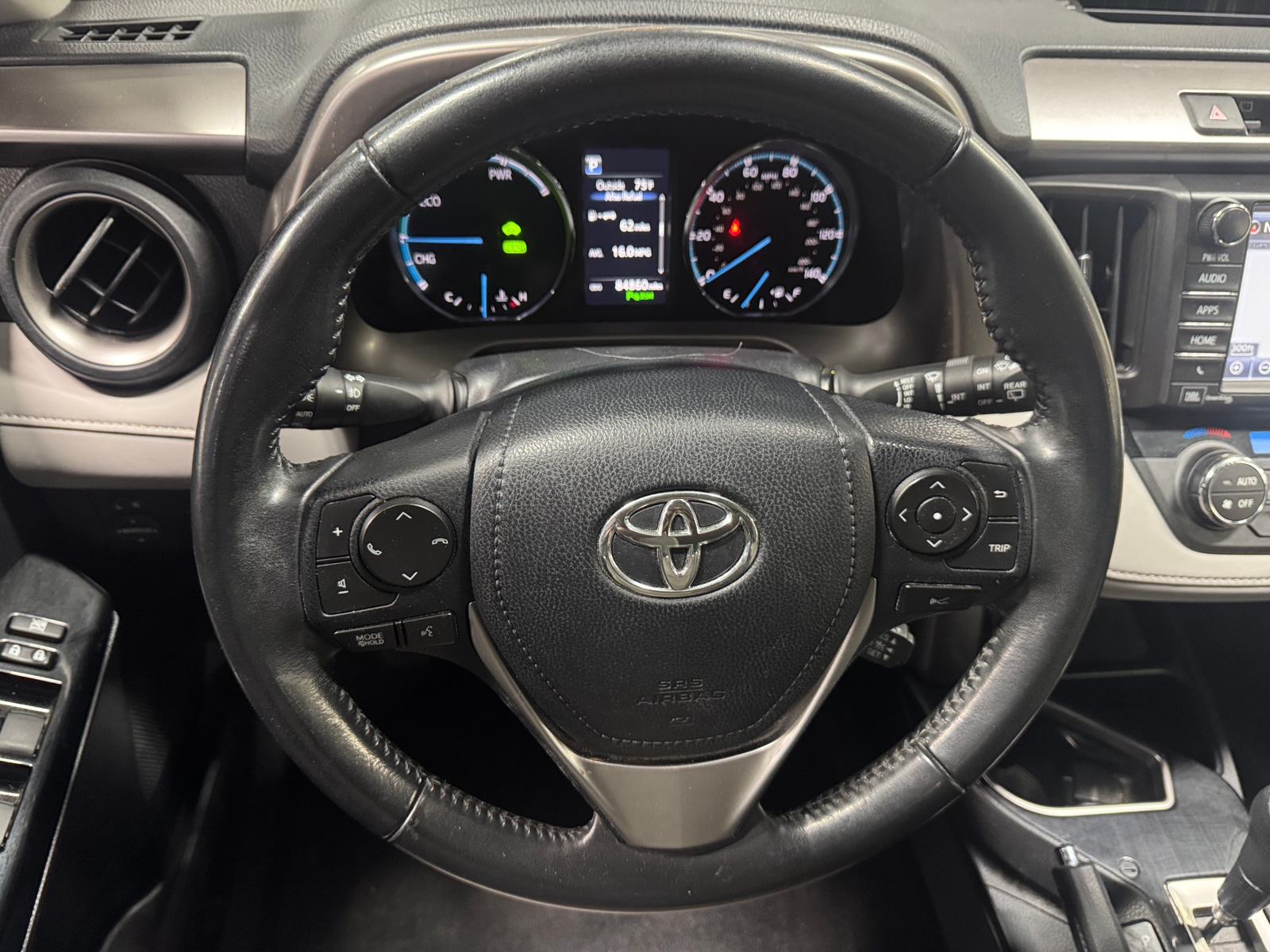 Thumbnail: 2018 Toyota RAV4 - 4