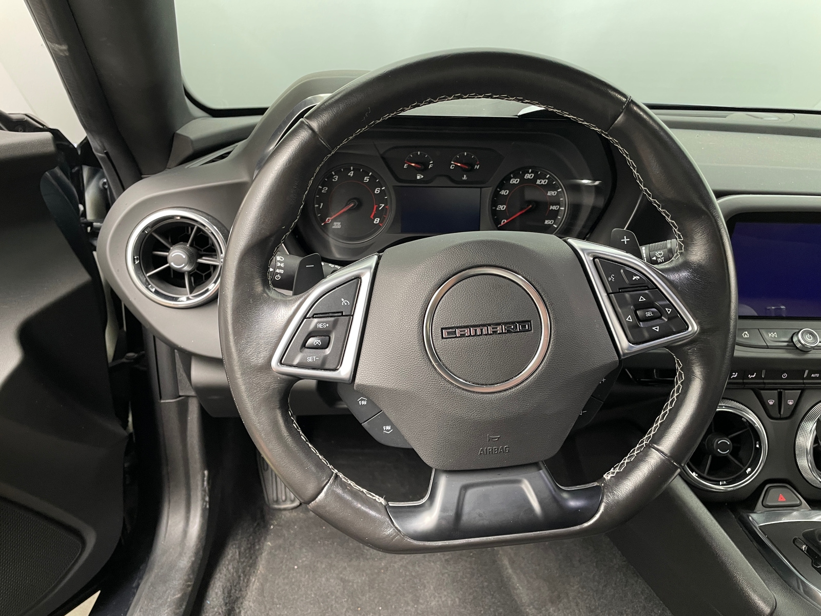 Thumbnail: 2019 Chevrolet Camaro - 4
