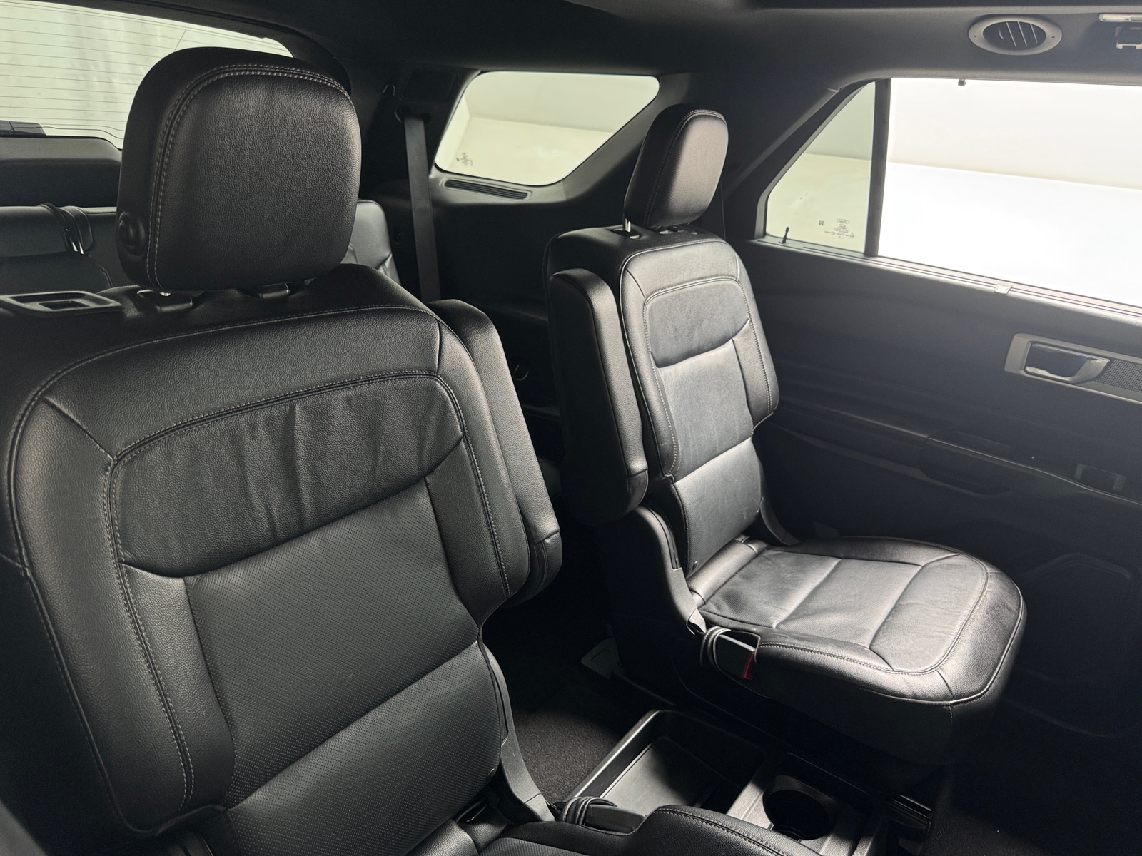 Thumbnail: 2020 Ford Explorer - 5
