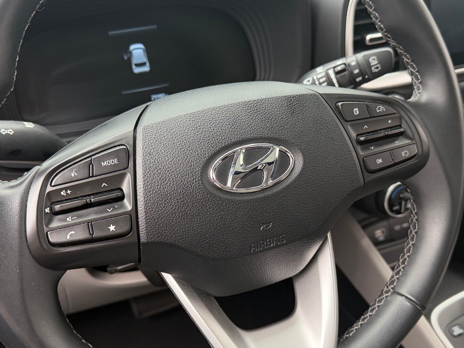 Thumbnail: 2025 Hyundai Venue - 5