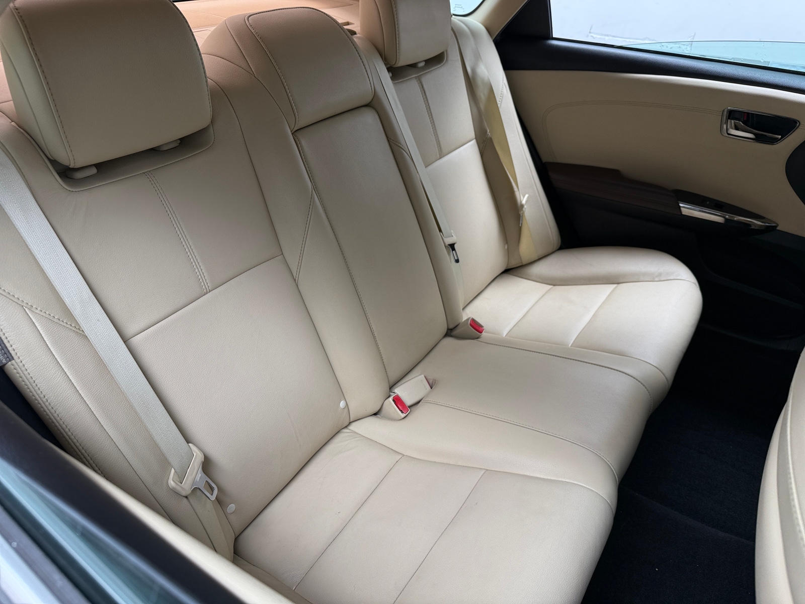 Thumbnail: 2016 Toyota Avalon - 5