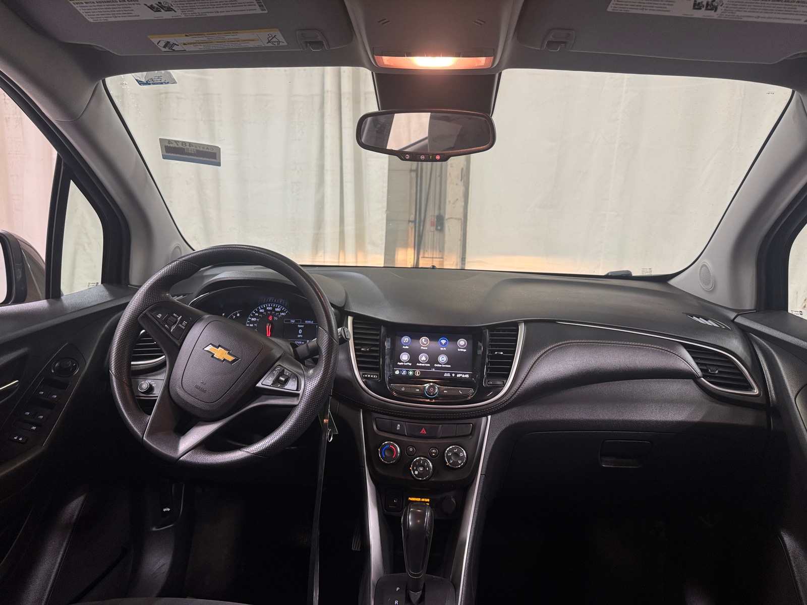 Thumbnail: 2021 Chevrolet Trax - 3