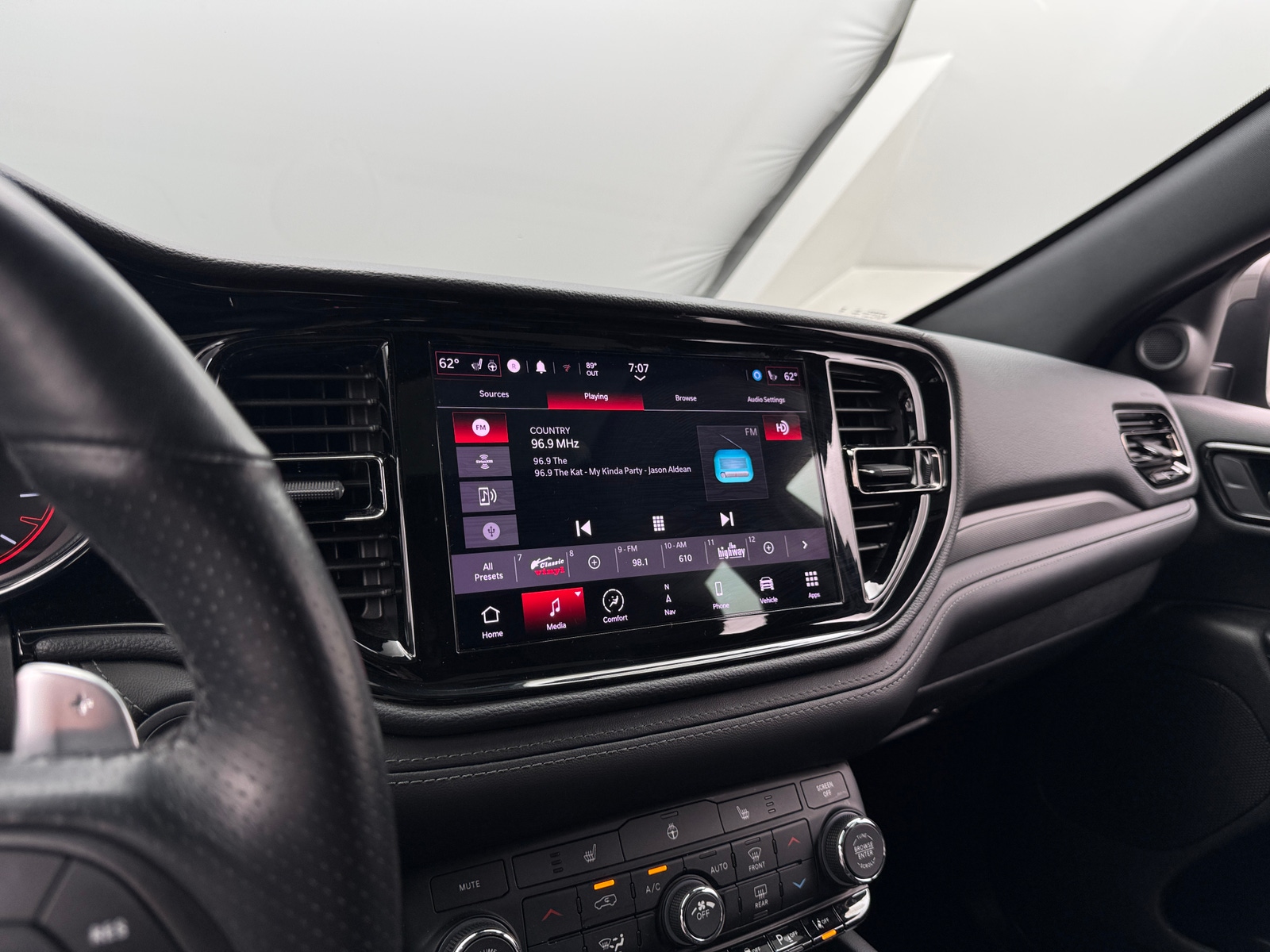 Thumbnail: 2022 Dodge Durango - 3