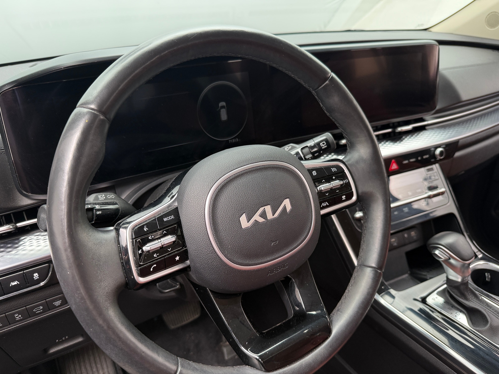 Thumbnail: 2022 Kia Carnival - 4