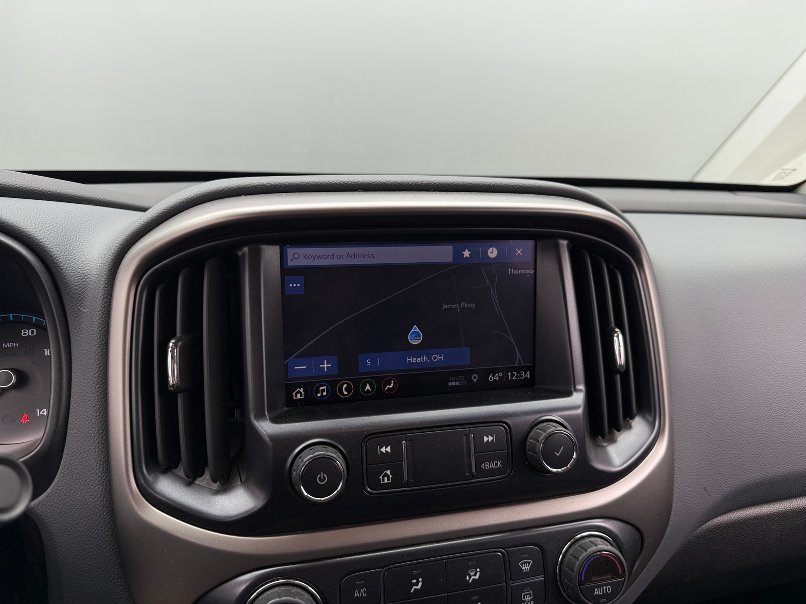 Thumbnail: 2021 Chevrolet Colorado - 3