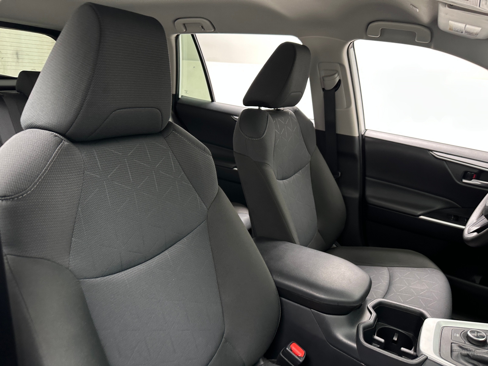 Thumbnail: 2025 Toyota RAV4 - 2