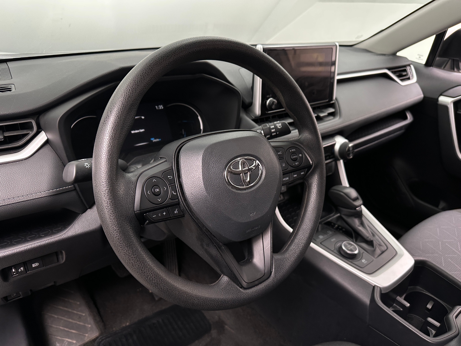Thumbnail: 2025 Toyota RAV4 - 5