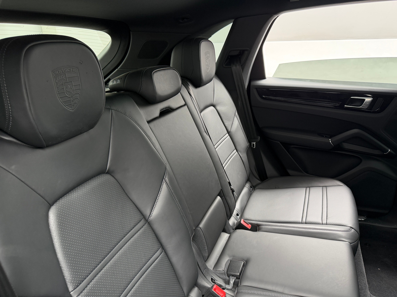 Thumbnail: 2023 Porsche Cayenne - 5