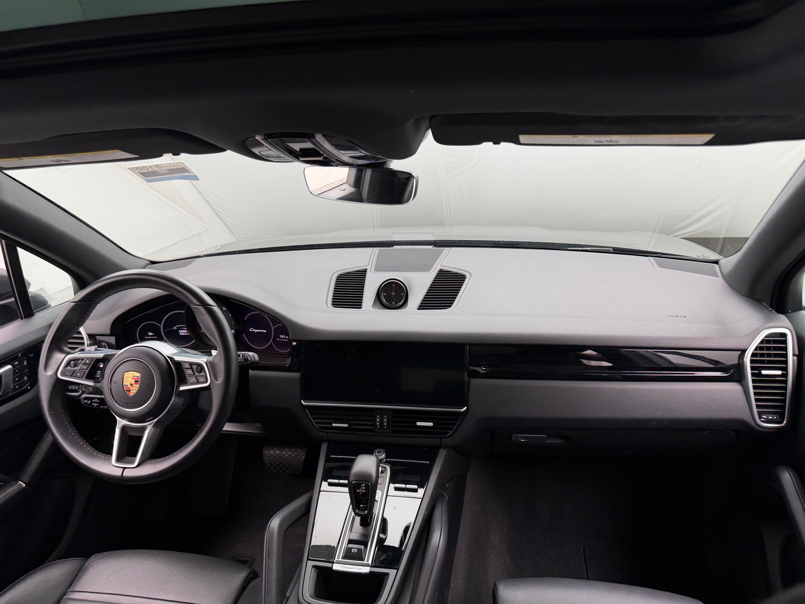 Thumbnail: 2023 Porsche Cayenne - 2