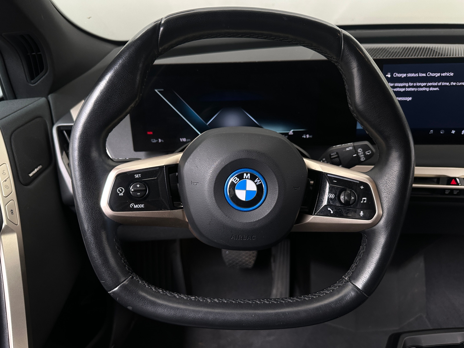 Thumbnail: 2024 BMW iX - 4