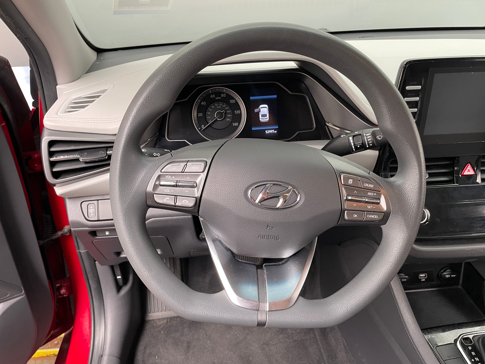 Thumbnail: 2020 Hyundai Ioniq - 5