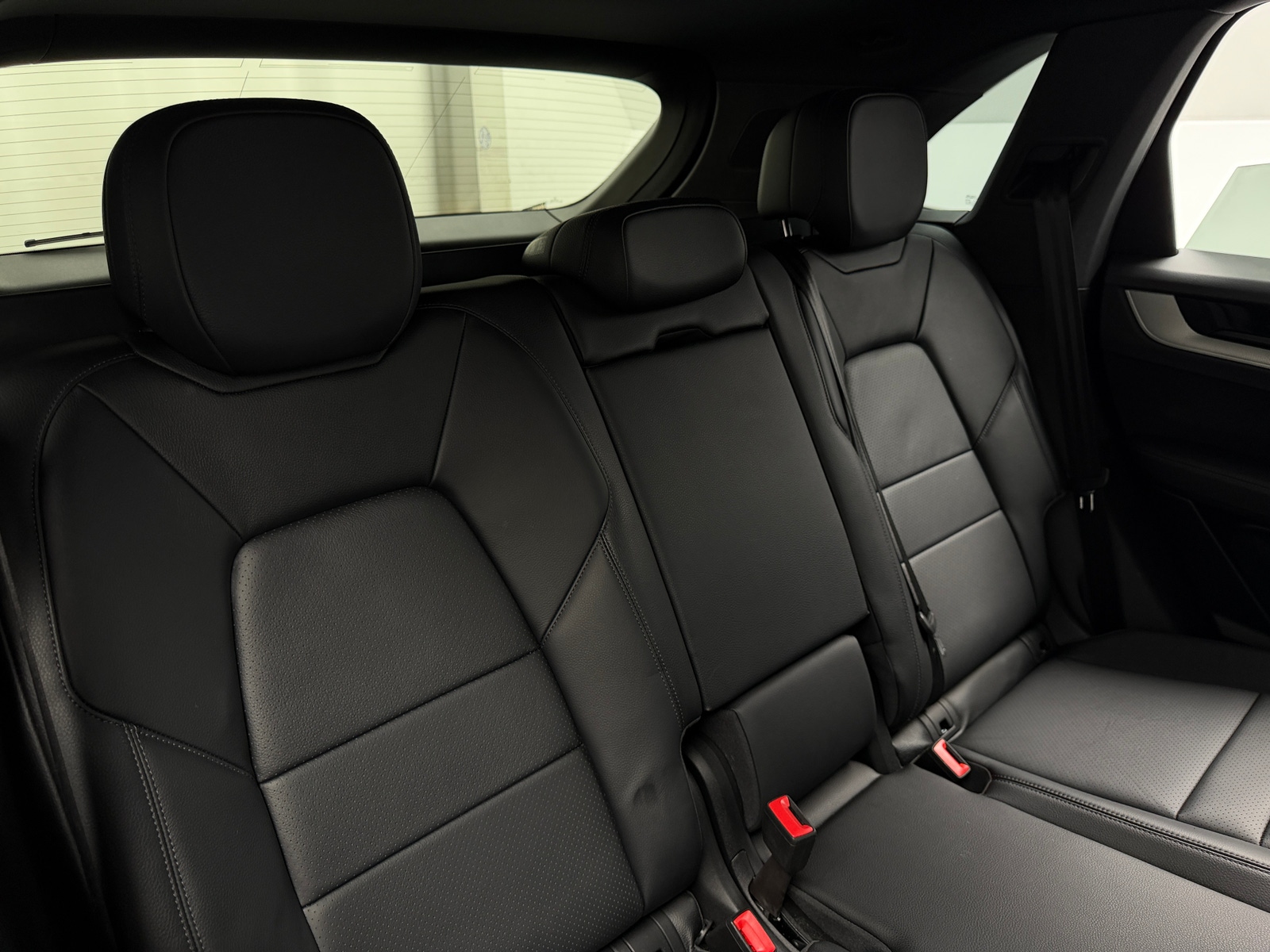 Thumbnail: 2024 Porsche Cayenne - 6
