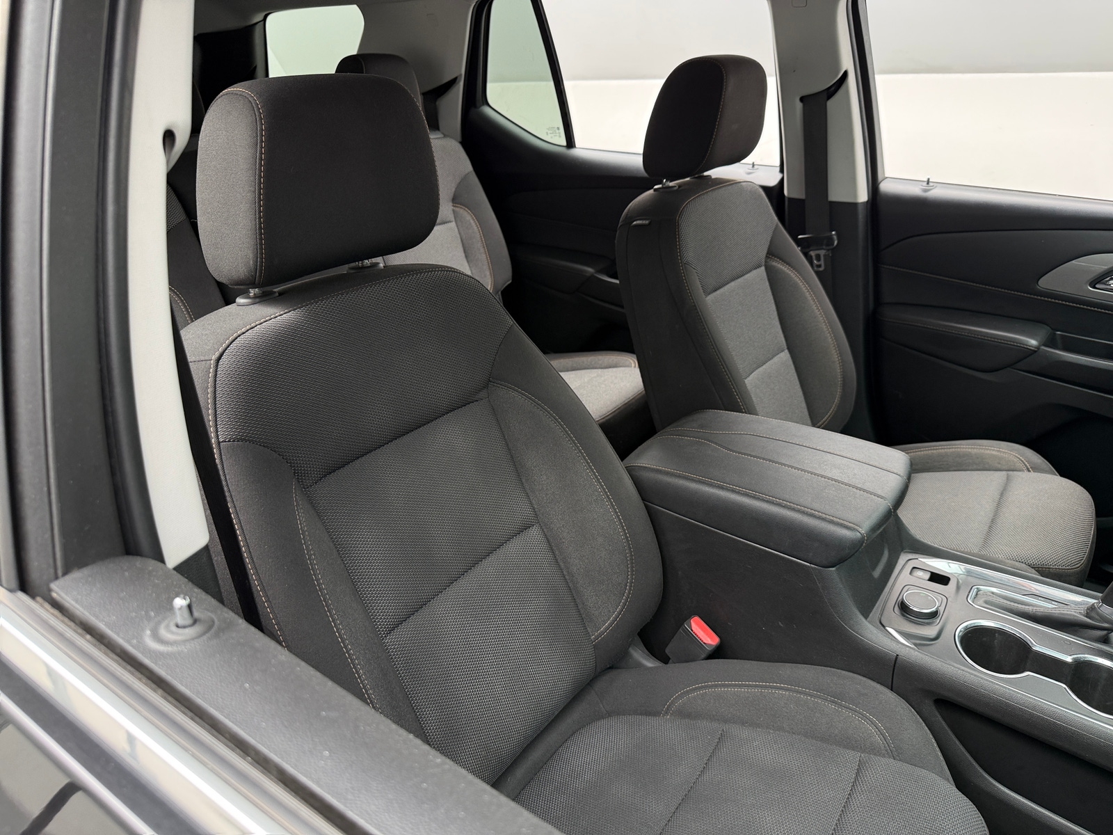 Thumbnail: 2020 Chevrolet Traverse - 2