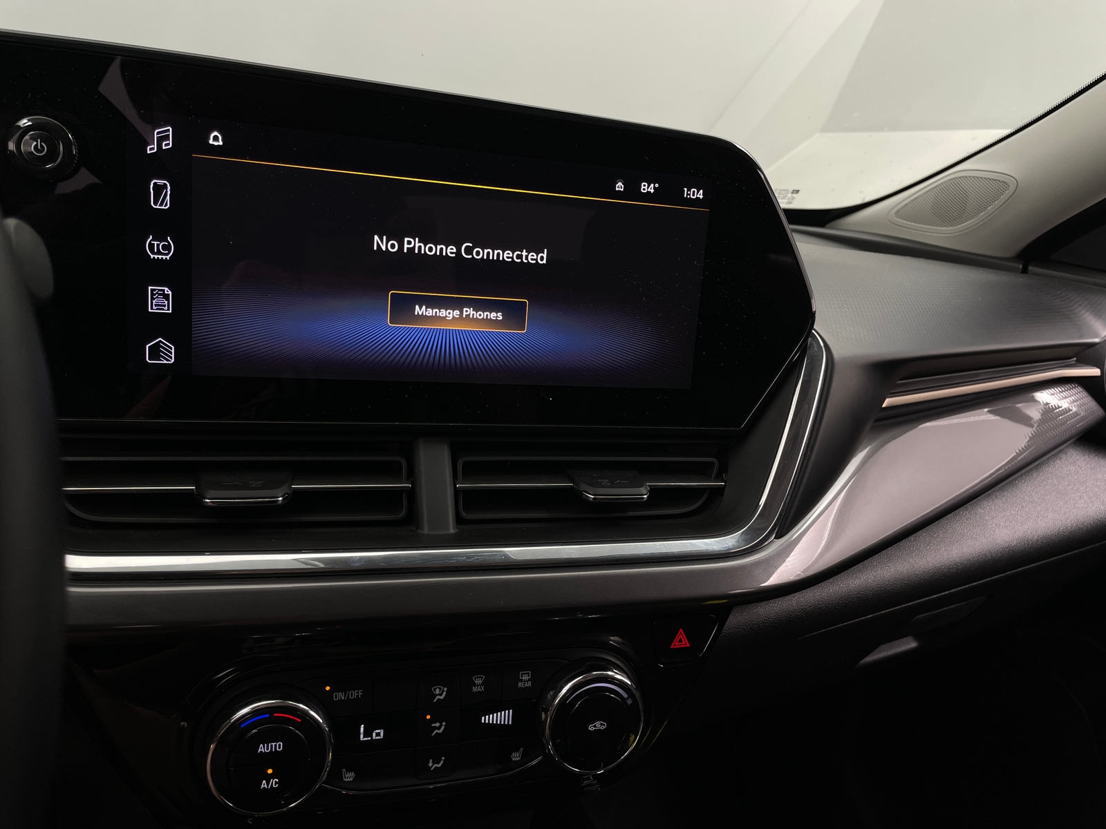 Thumbnail: 2025 Chevrolet Trax - 3