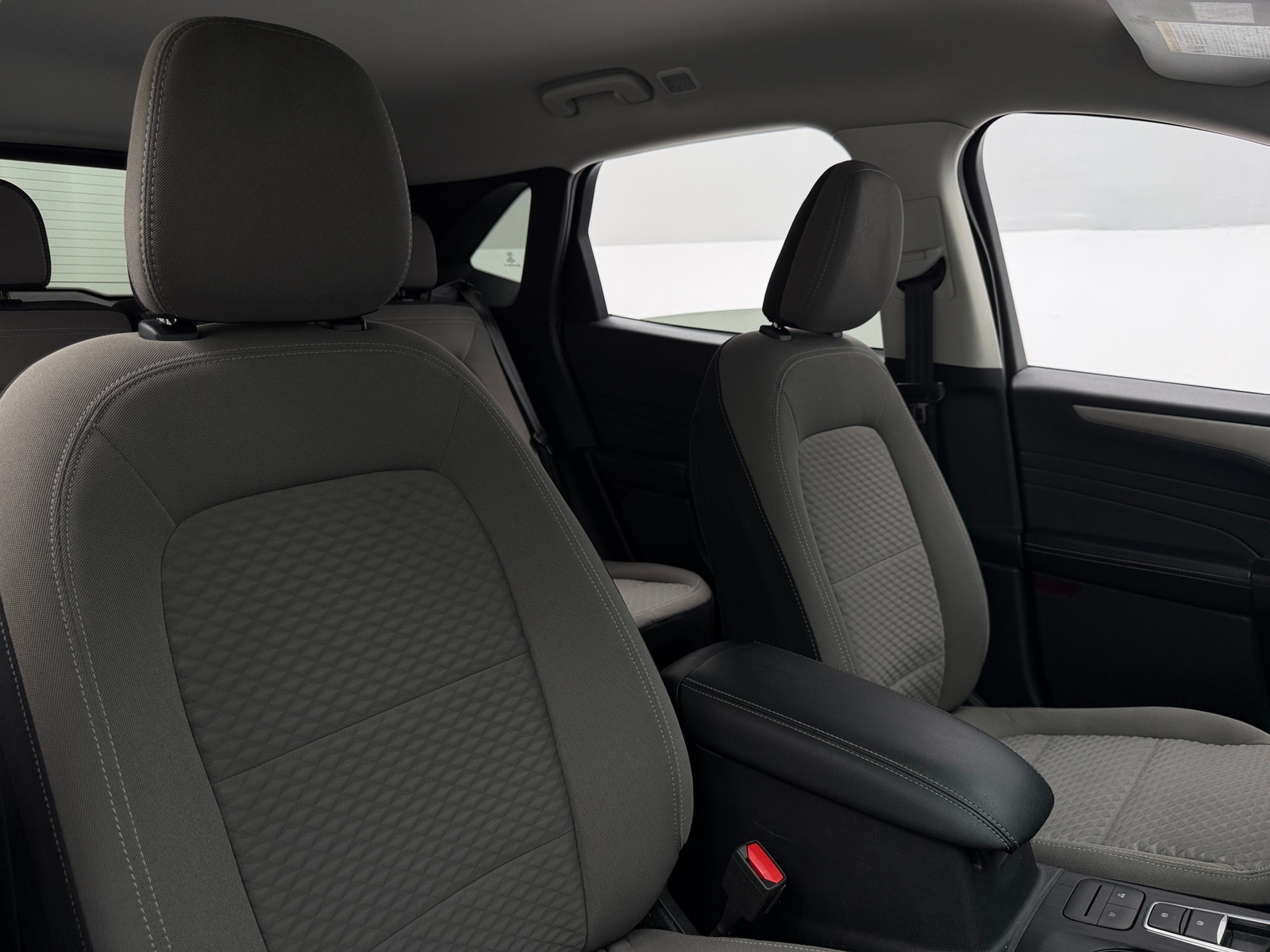Thumbnail: 2022 Ford Escape - 2