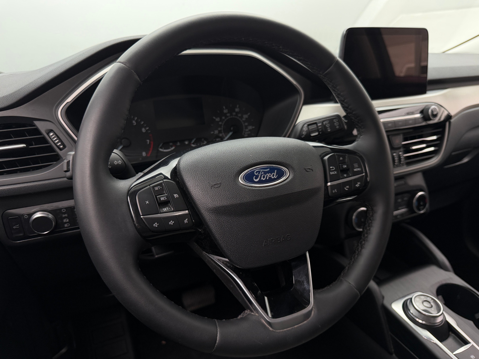 Thumbnail: 2022 Ford Escape - 5
