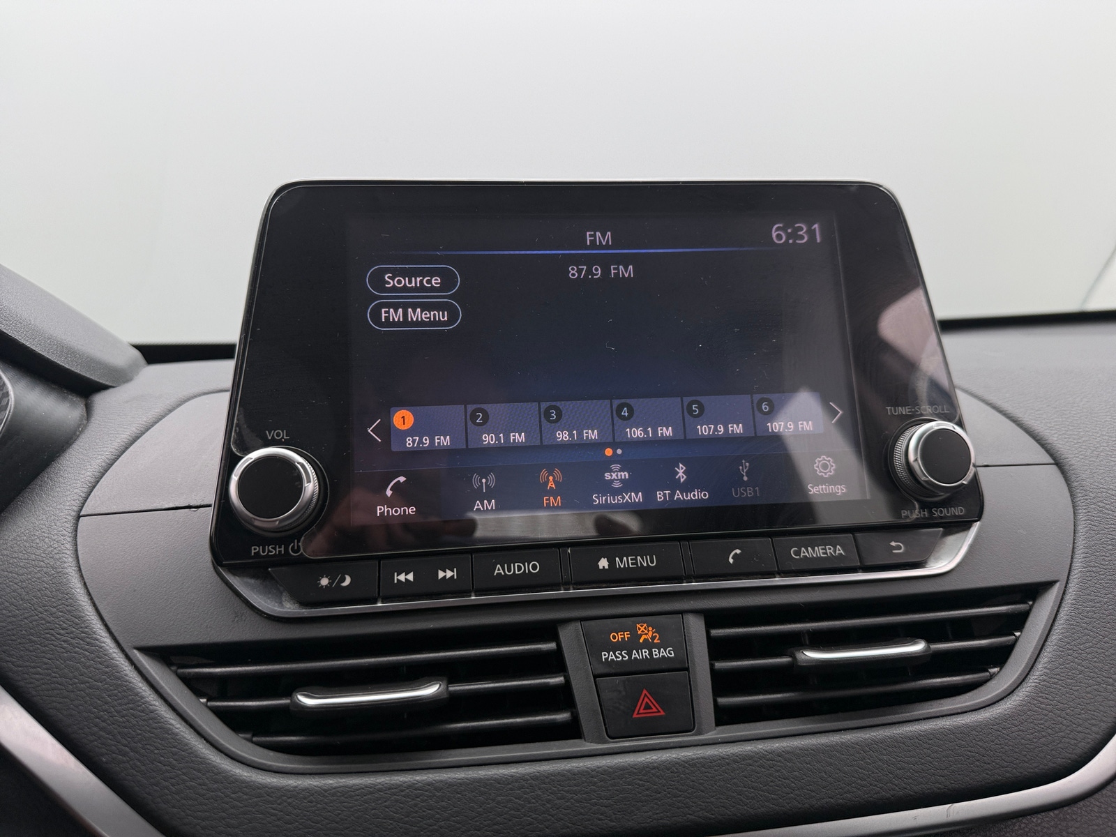 Thumbnail: 2019 Nissan Altima - 4
