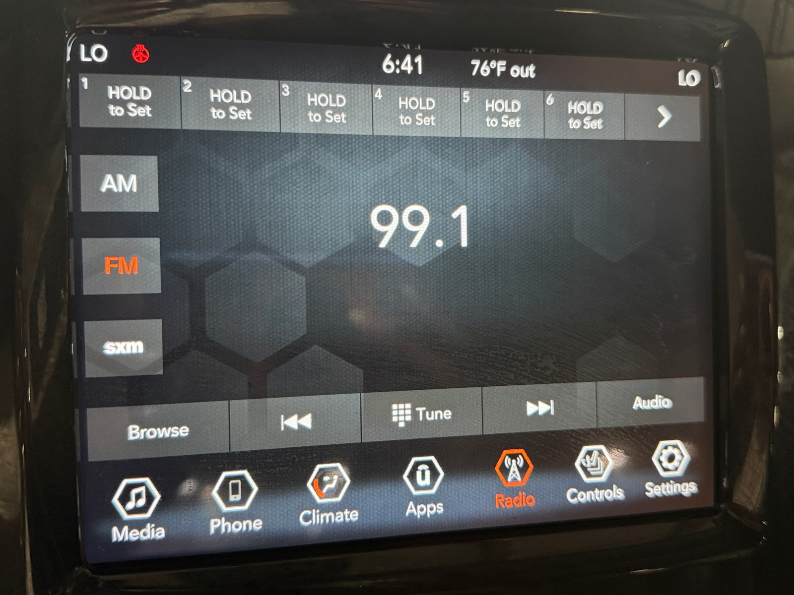 Thumbnail: 2019 Jeep Cherokee - 3