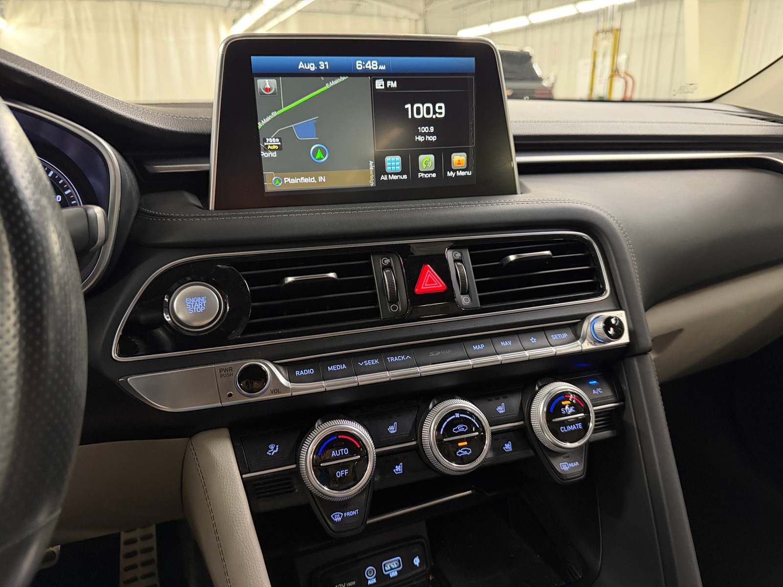 Thumbnail: 2019 Genesis G70 - 3