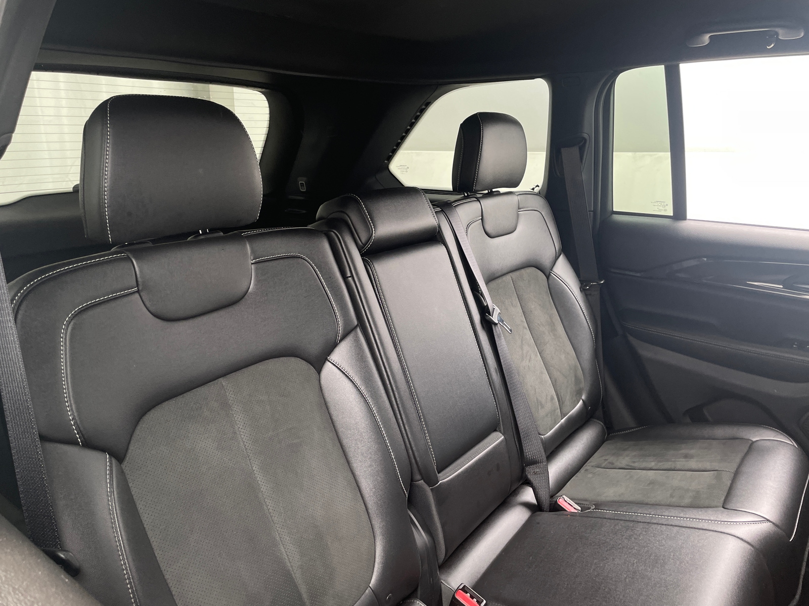 Thumbnail: 2023 Jeep Grand Cherokee - 6