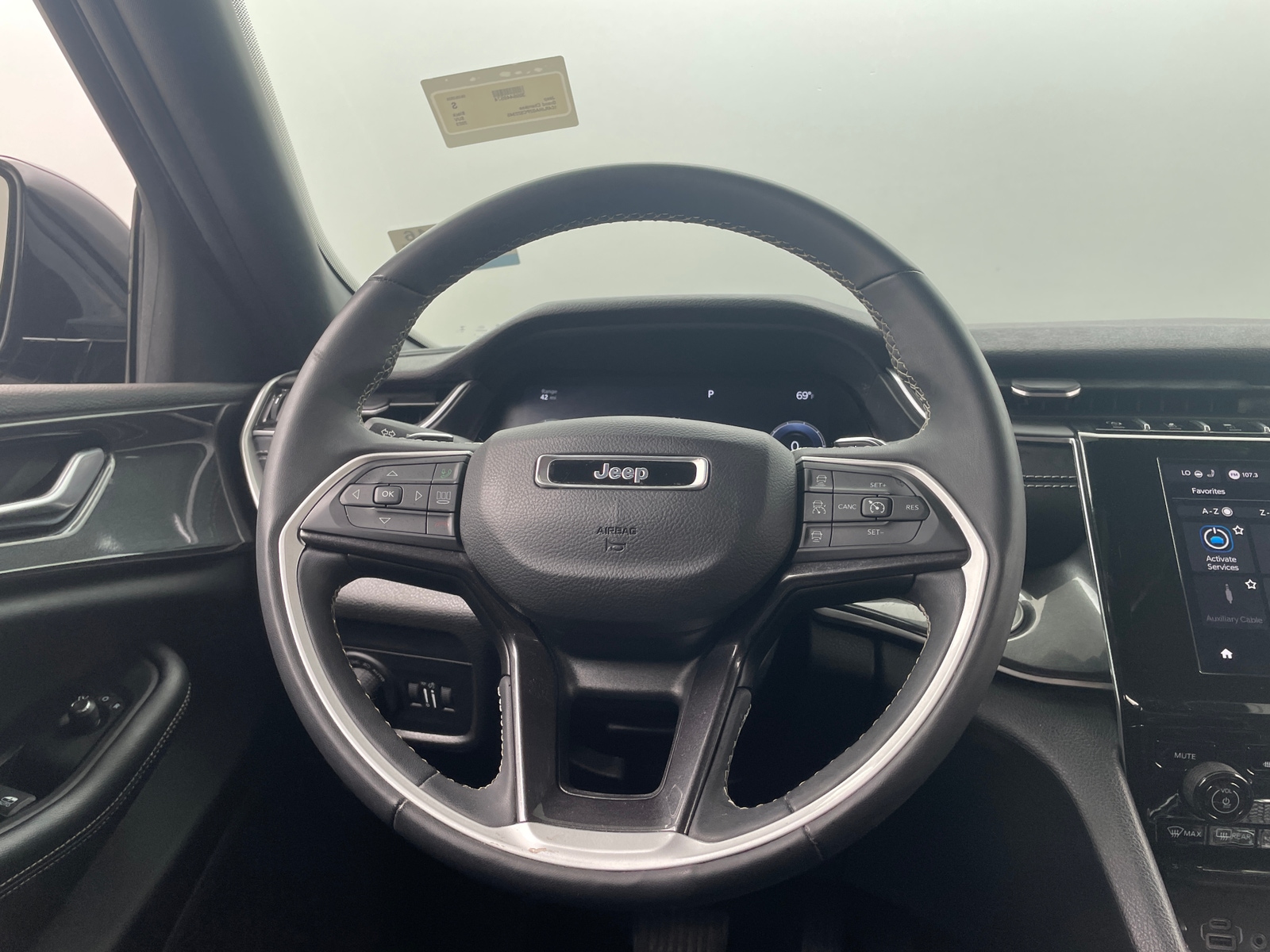 Thumbnail: 2023 Jeep Grand Cherokee - 5