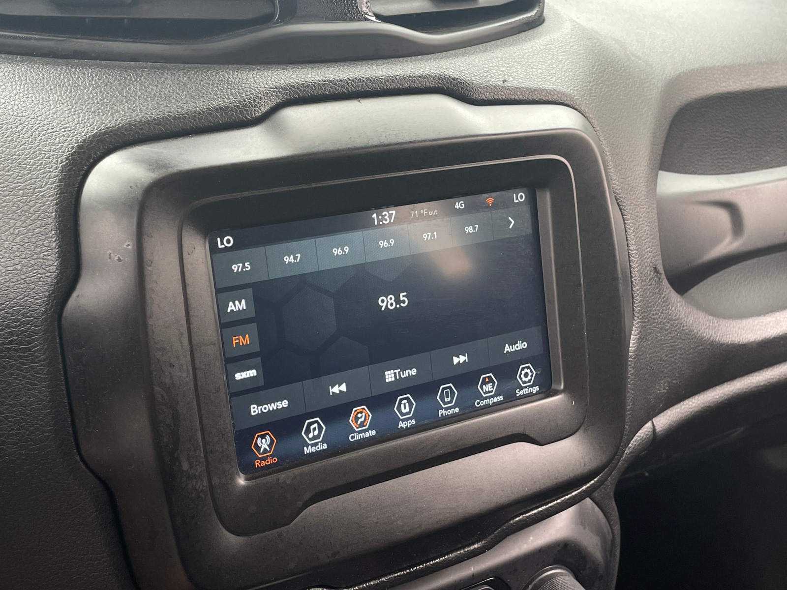 Thumbnail: 2021 Jeep Renegade - 4