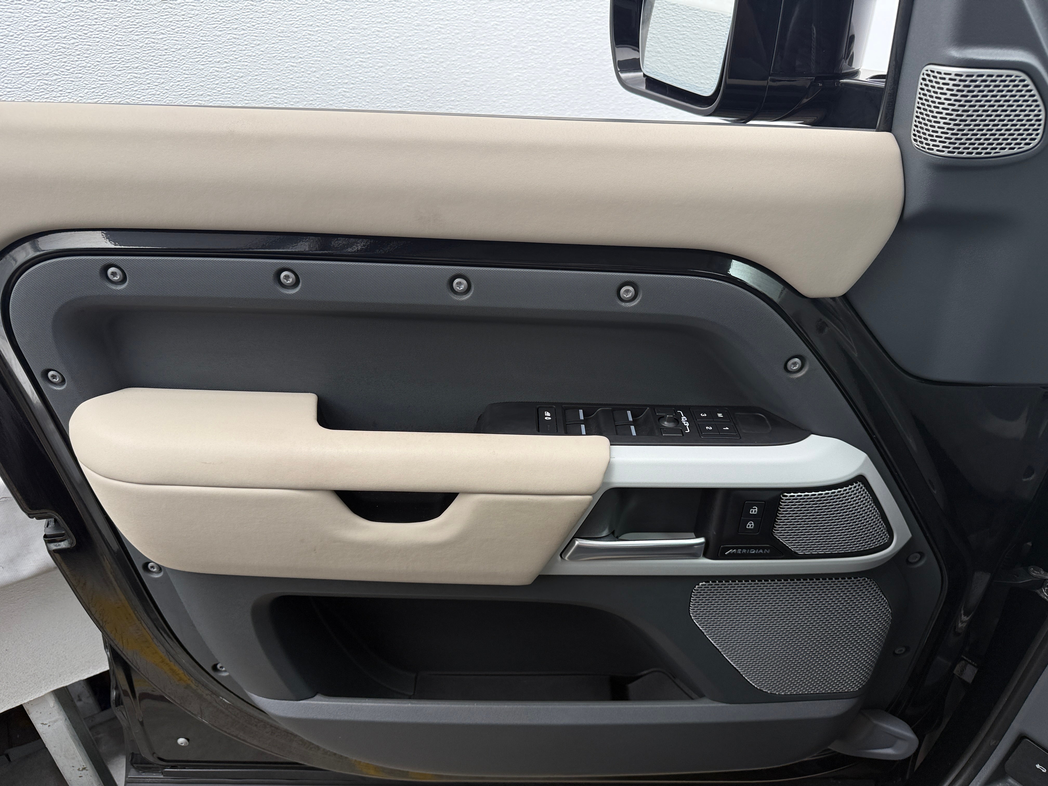 2024 Land Rover Defender