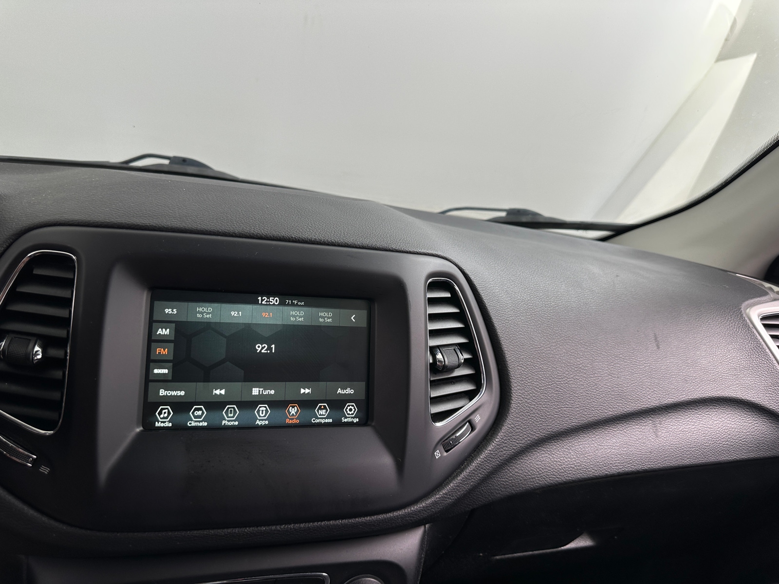 Thumbnail: 2019 Jeep Compass - 4