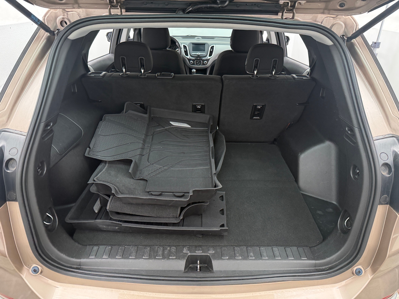 Thumbnail: 2018 Chevrolet Equinox - 7