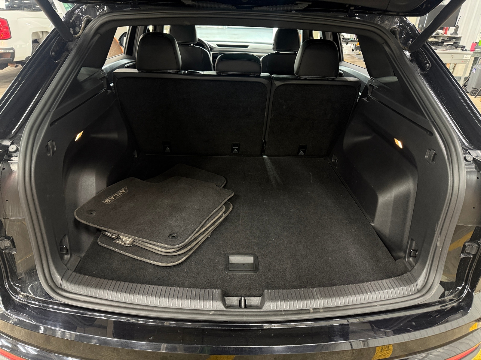 Thumbnail: 2021 Volkswagen Atlas - 7