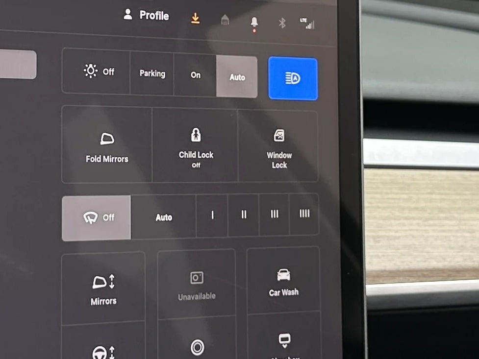 Thumbnail: 2022 Tesla Model 3 - 3
