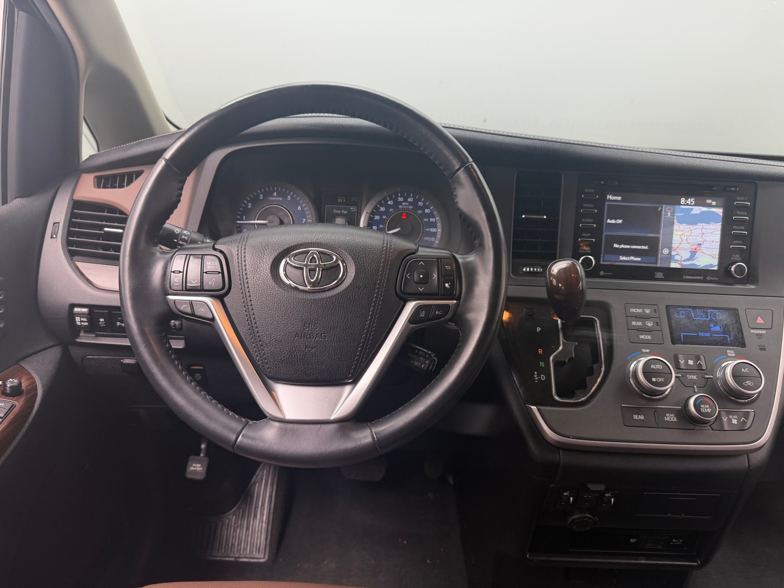 Thumbnail: 2020 Toyota Sienna - 4