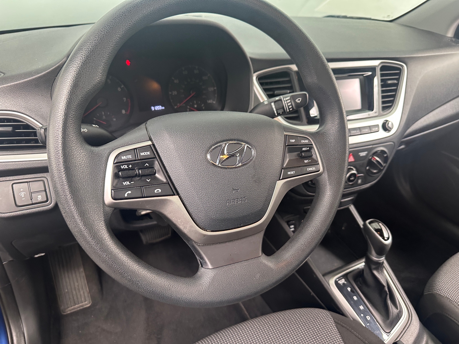 Thumbnail: 2021 Hyundai Accent - 5